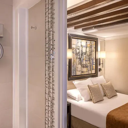 Hotel Western Sydney Opera 3*