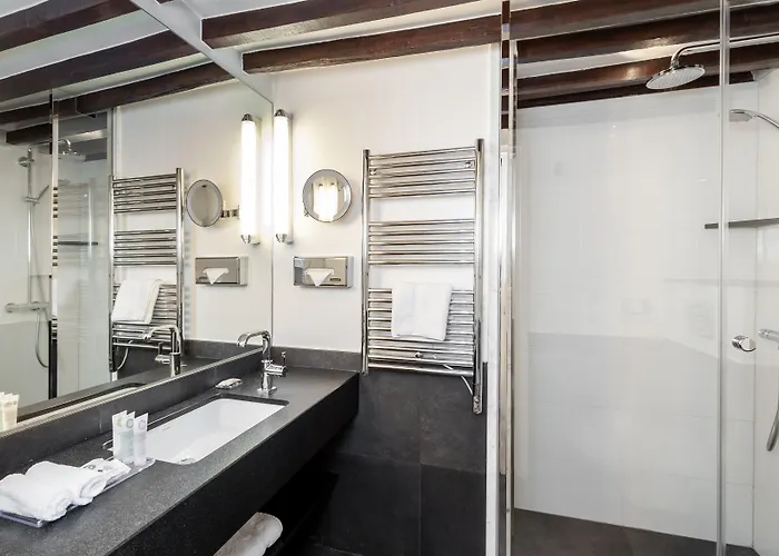Otel Western Sydney Opera Paris