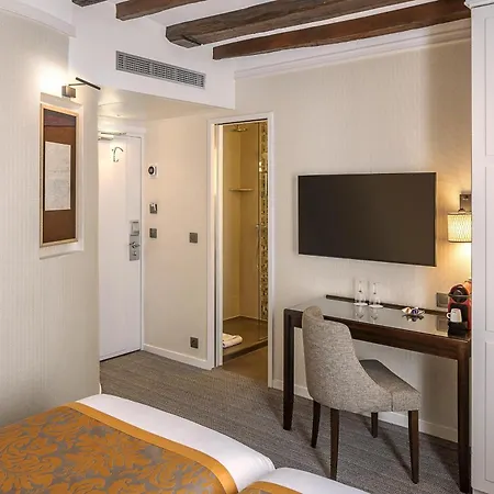 Western Sydney Opera Hotel