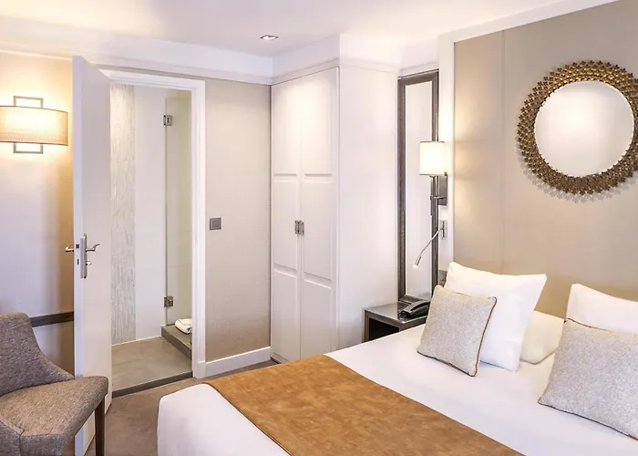 Western Sydney Opera Hotel