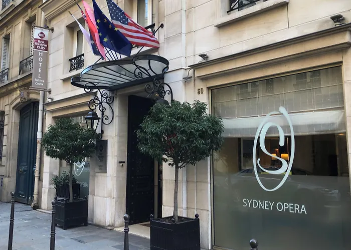 Hotel Western Sydney Opera 3*