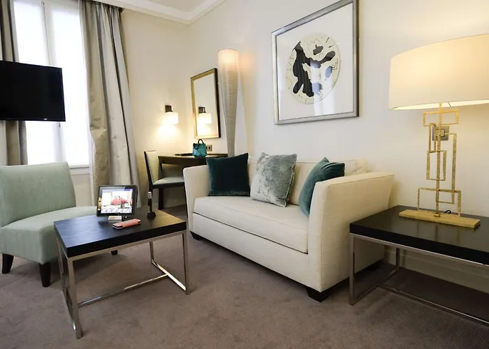 Western Sydney Opera Hotel