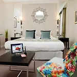 Otel Western Sydney Opera