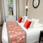 Western Sydney Opera Otel 3*